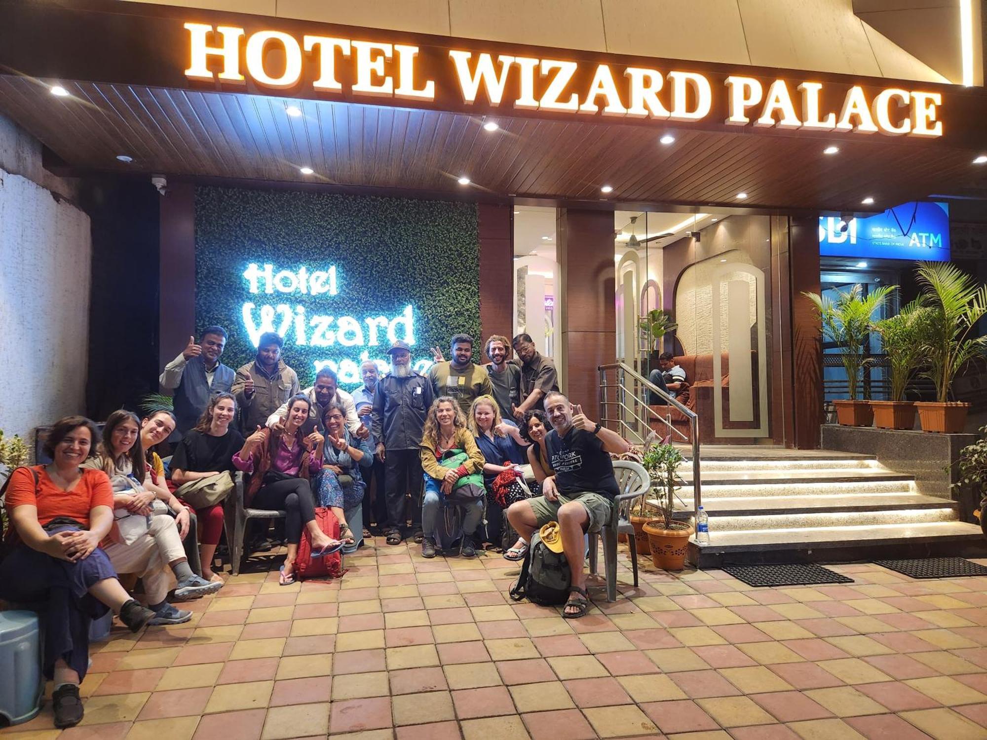 U2 Hotel Wizard Palace 아우랑가바드 외부 사진